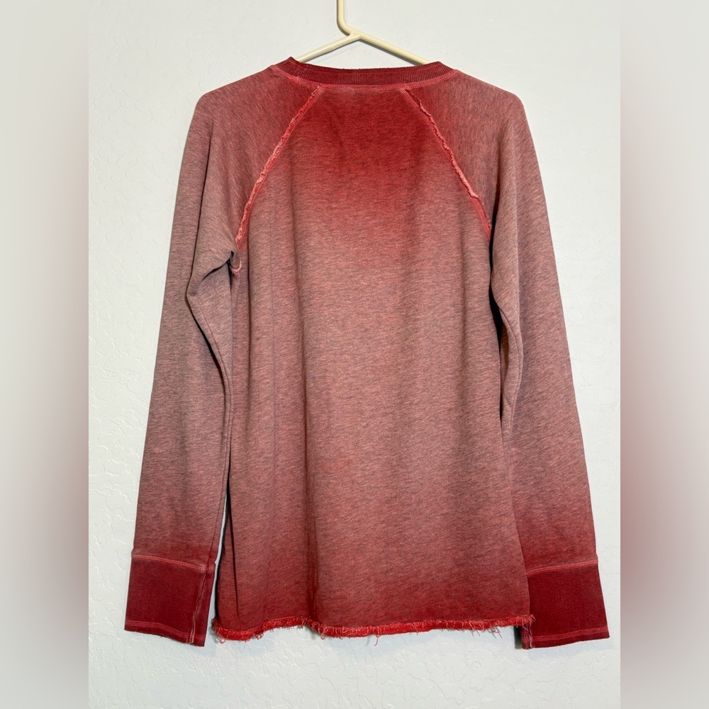 Harley-Davidson Red Ombre Crew Neck distressed Long sleeve Raw Hem‎ motorcycle L - Picture 6 of 14